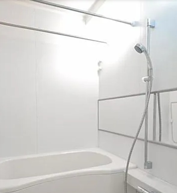 バス・シャワールーム　※別部屋参考写真