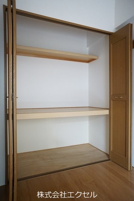 収納　同等タイプのイメージ画像です。