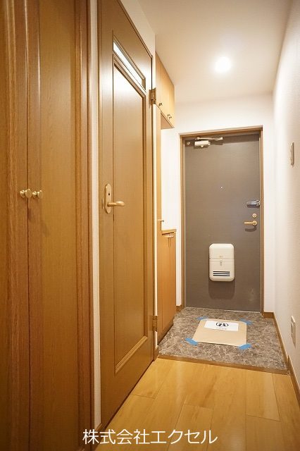 玄関　同等タイプのイメージ画像です。