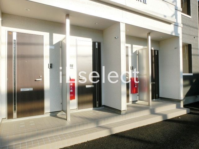 エントランス　建物エントランス。