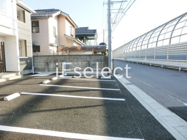駐車場　敷地内の駐車場です。