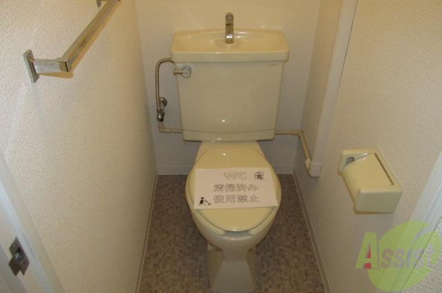 トイレ　至って普通のトイレです。