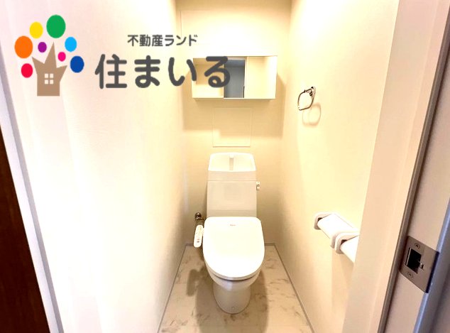 トイレ　※写真は同型タイプとなります