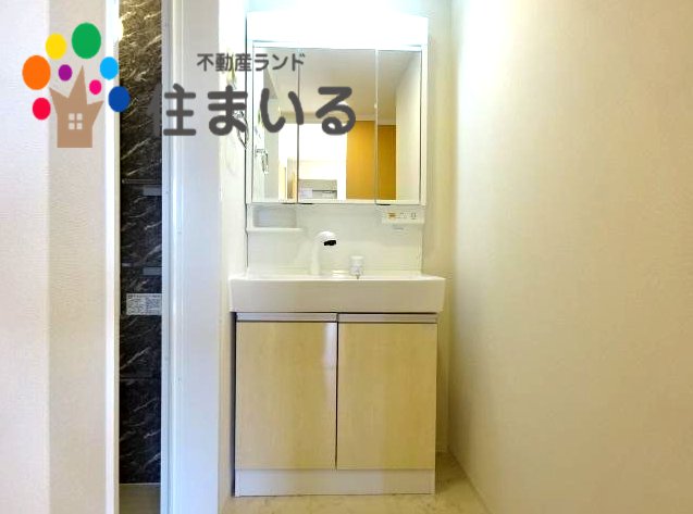 洗面設備　※写真は同型タイプとなります