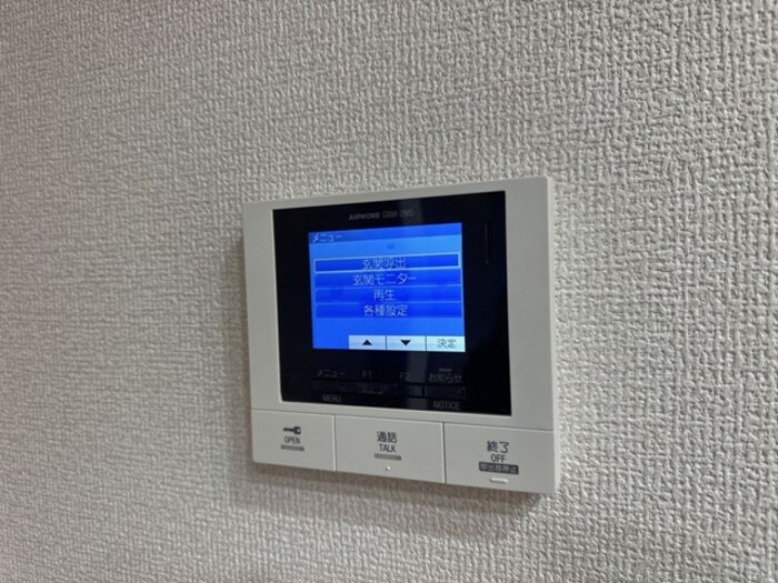 セキュリティ　モニター付きインターホン