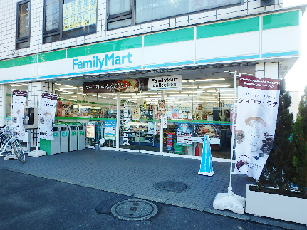 コンビニ　ファミリーマート京王稲城駅前店（コンビニ）まで428m