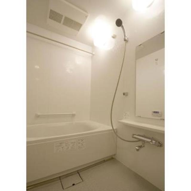 バス・シャワールーム　※写真は同タイプ住戸です。
