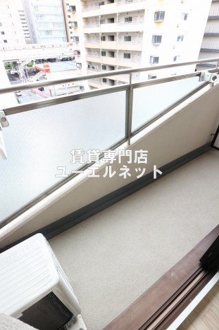 バルコニー　バルコニー付きで採光＆風通し良好！