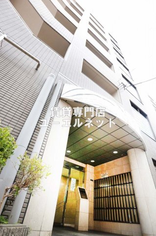 建物外観　シンプルで洗練されたデザインが毎日の暮らしに心地よさをプラス