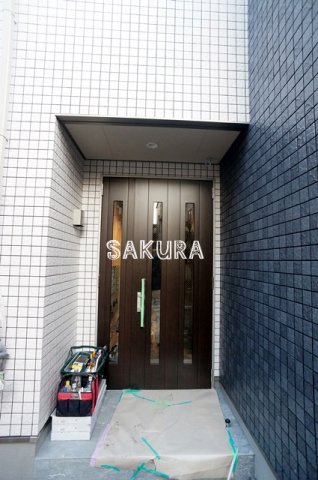 エントランス　管理の行き届いたエントランスです♪