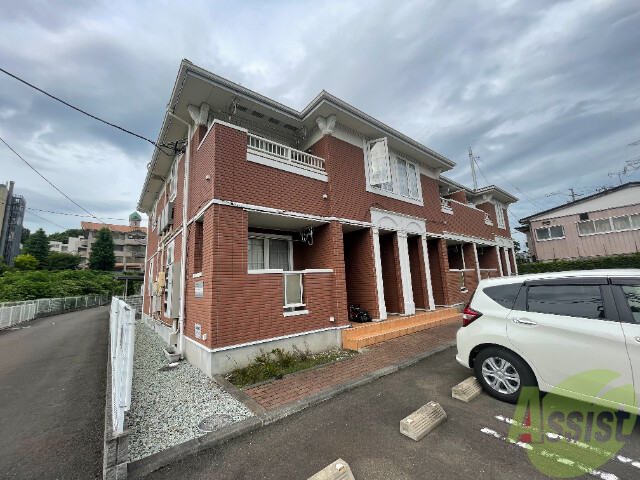 建物外観　仙台市泉区本田町「フラングラース」