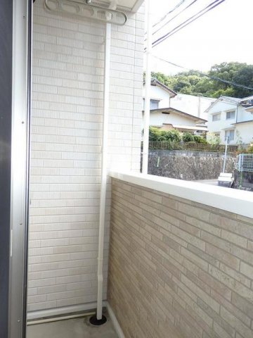 バルコニー　外からの目が気にならないバルコニーで洗濯物が干せます
