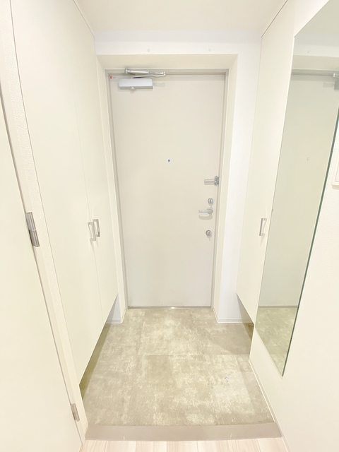 玄関　玄関収納２か所