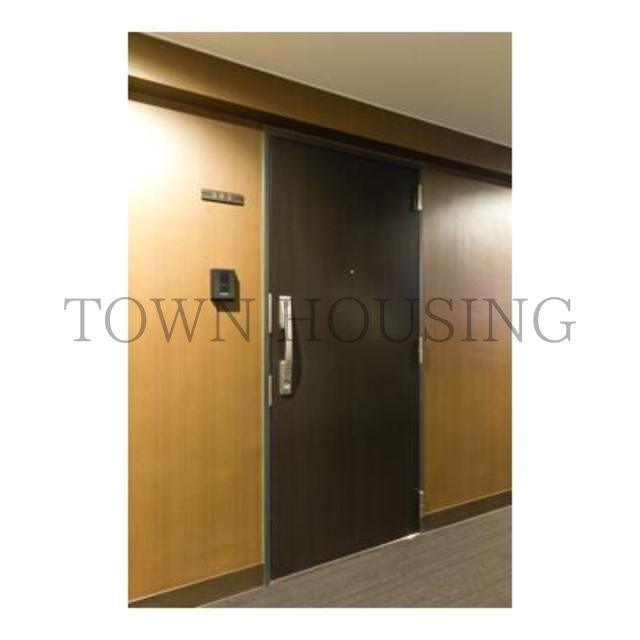 玄関　※写真は同タイプ住戸です。