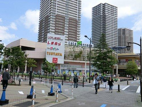 スーパー　リブレ京成 LaLaテラス南千住店（スーパー）まで872m