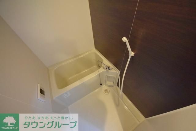 バス・シャワールーム　追い焚き機能付きバスルーム