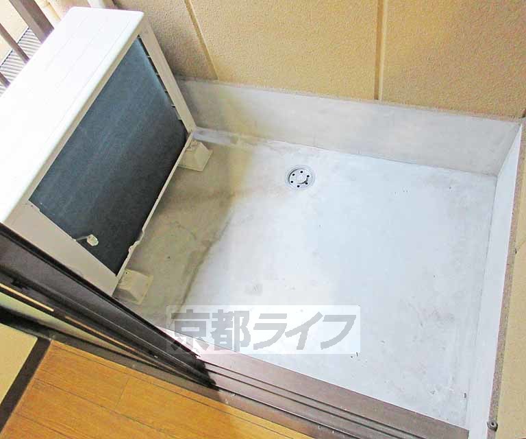 バルコニー　キッチン裏にあります！