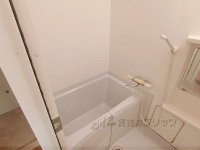 バス・シャワールーム　風呂