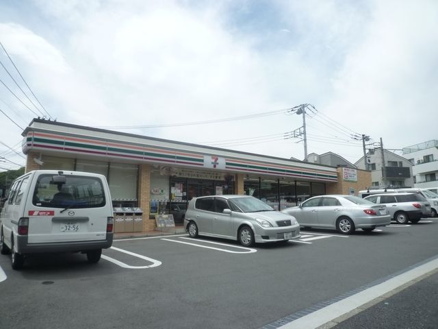 コンビニ　★★セブンイレブン（コンビニ）まで404m