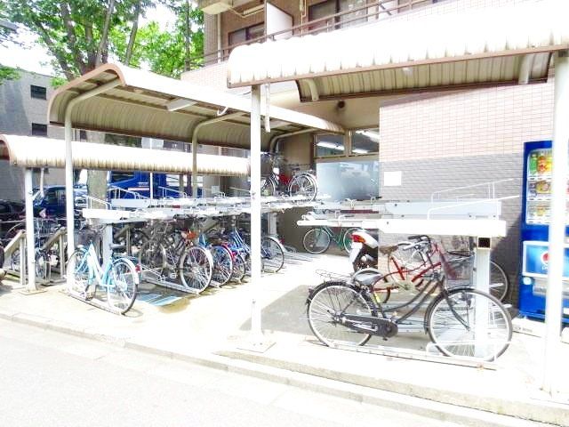 その他共有部分　★屋根付き駐輪場★