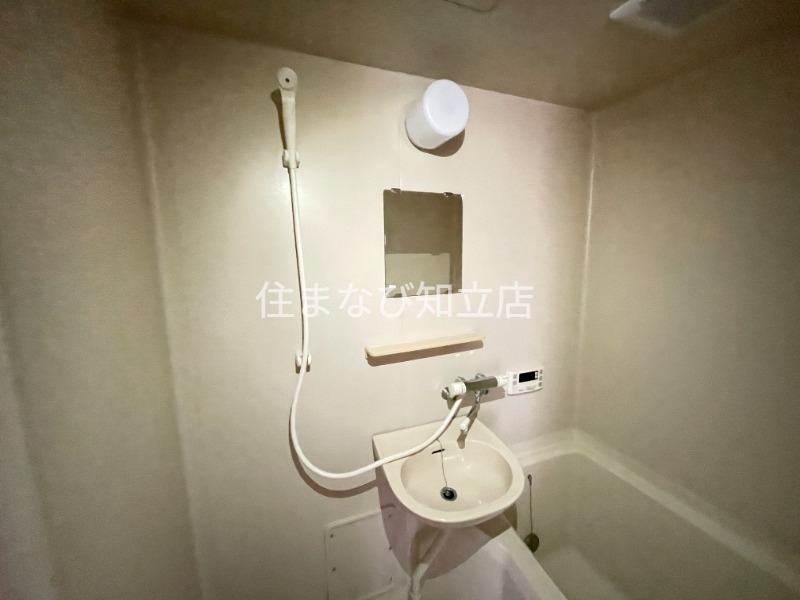 洗面設備　同型別部屋写真