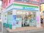 コンビニ　ファミリーマート蒲田西口工学院通り店（コンビニ）まで335m