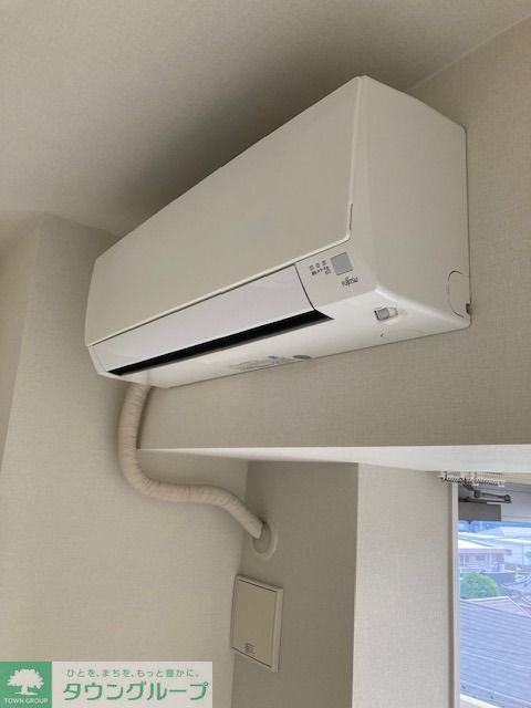 その他設備　エアコン（リビング）