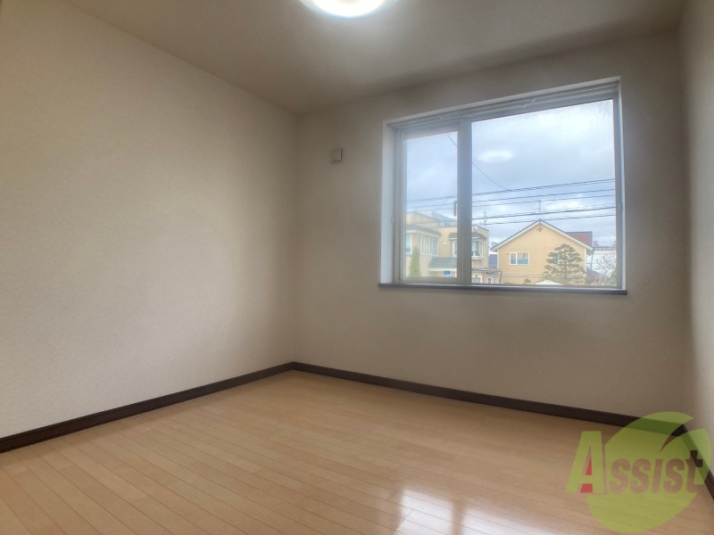 その他部屋・スペース　寝室です。部屋をどう使うかはあなた次第です！
