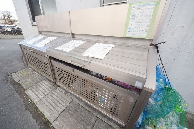 その他　敷地内ゴミ置き場