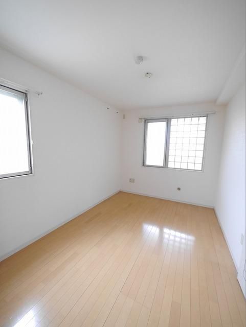 その他部屋・スペース　玄関側の６帖