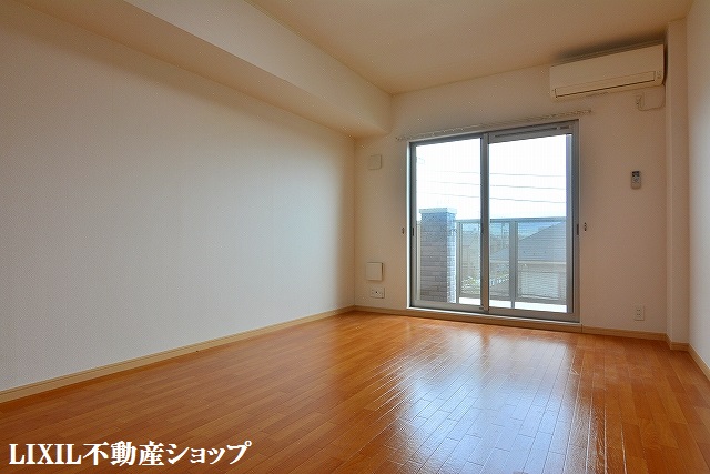 居室・リビング　１０帖の洋室です。