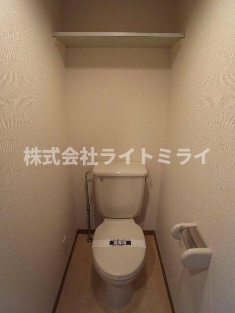 トイレ　?