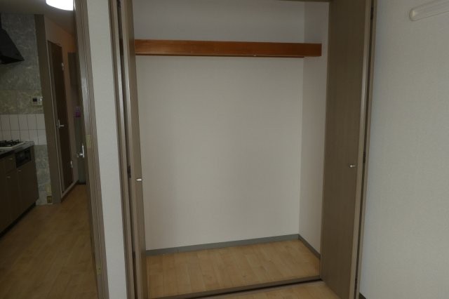 収納　クローゼット