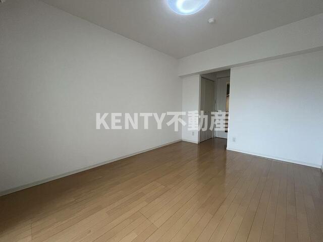 その他部屋・スペース　使い勝手のいい寝室です