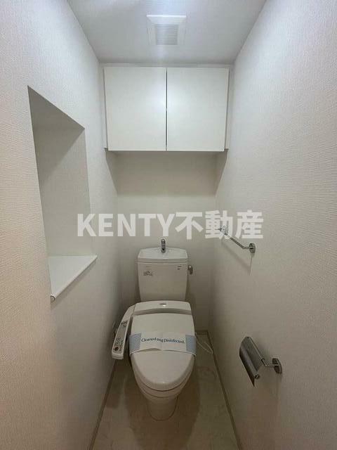 トイレ　落ち着いたトイレです