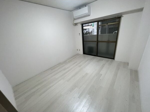 居室・リビング　名古屋で一番初期費用の安い賃貸専門の不動産会社です(^^)