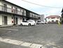 駐車場　広く停めやすいです！