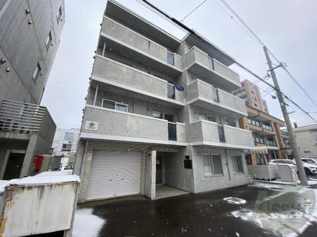 建物外観　札幌市中央区南４条西「グランドサクセス南円山」