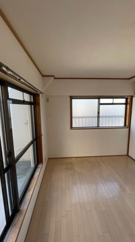 その他部屋・スペース　この写真は同マンションの他のお部屋のものです