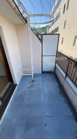 バルコニー　この写真は同マンションの他のお部屋のものです