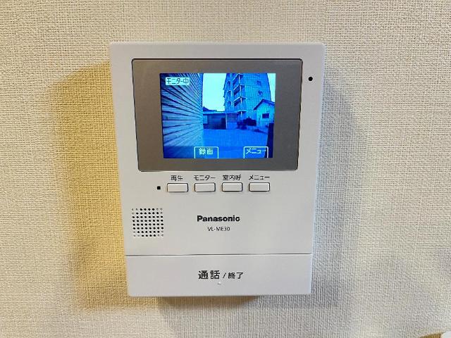 セキュリティ　カメラ付インターホン（イメージ）