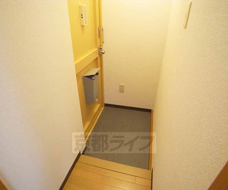 玄関　靴はきちんと並べましょう