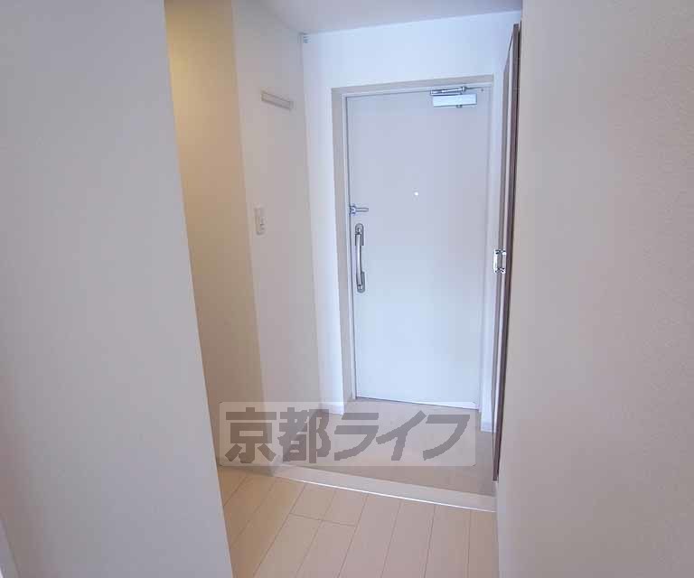 玄関　明るいラッキーカモン感ある玄関