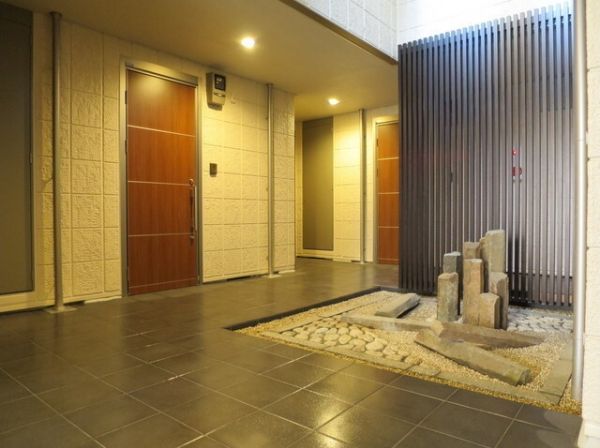 ロビー　弊社は都内全域の物件をご紹介可能です！