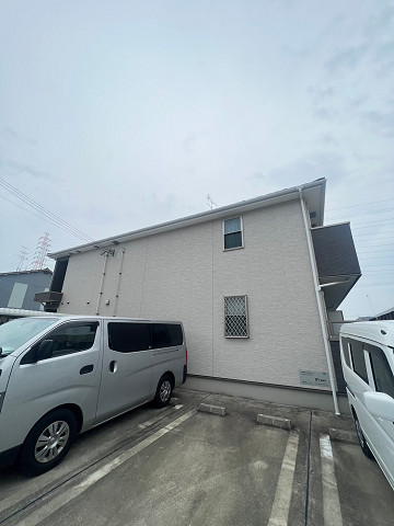 建物外観　外観は落ち着いています
