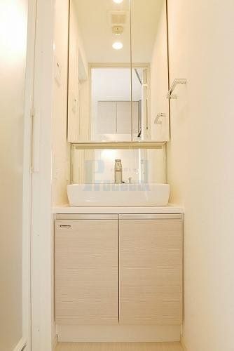 洗面設備　※別部屋参考写真※現況優先です
