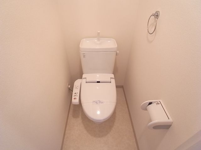 トイレ　シャワートイレ