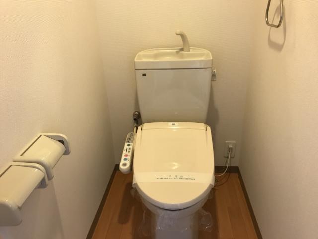 トイレ　シャワー付トイレ