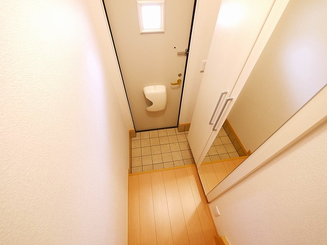 玄関　シンプルで使いやすい玄関です