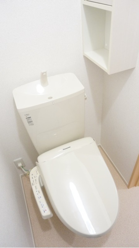 トイレ　図面と現状に相違がある場合には現状を優先